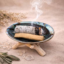 Load image into Gallery viewer, Smudge Kit
